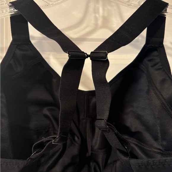 Elomi “Energise” High-Impact sports bra, black, 40L, NWOT - Picture 3 of 5